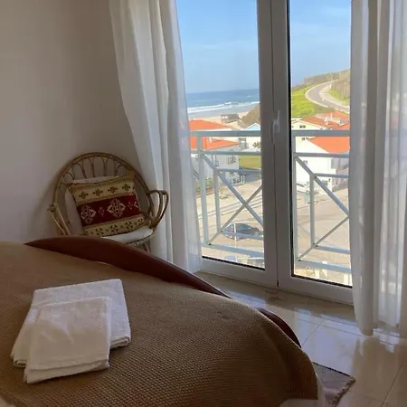 Vitoria Seaside Terrace * Pataias